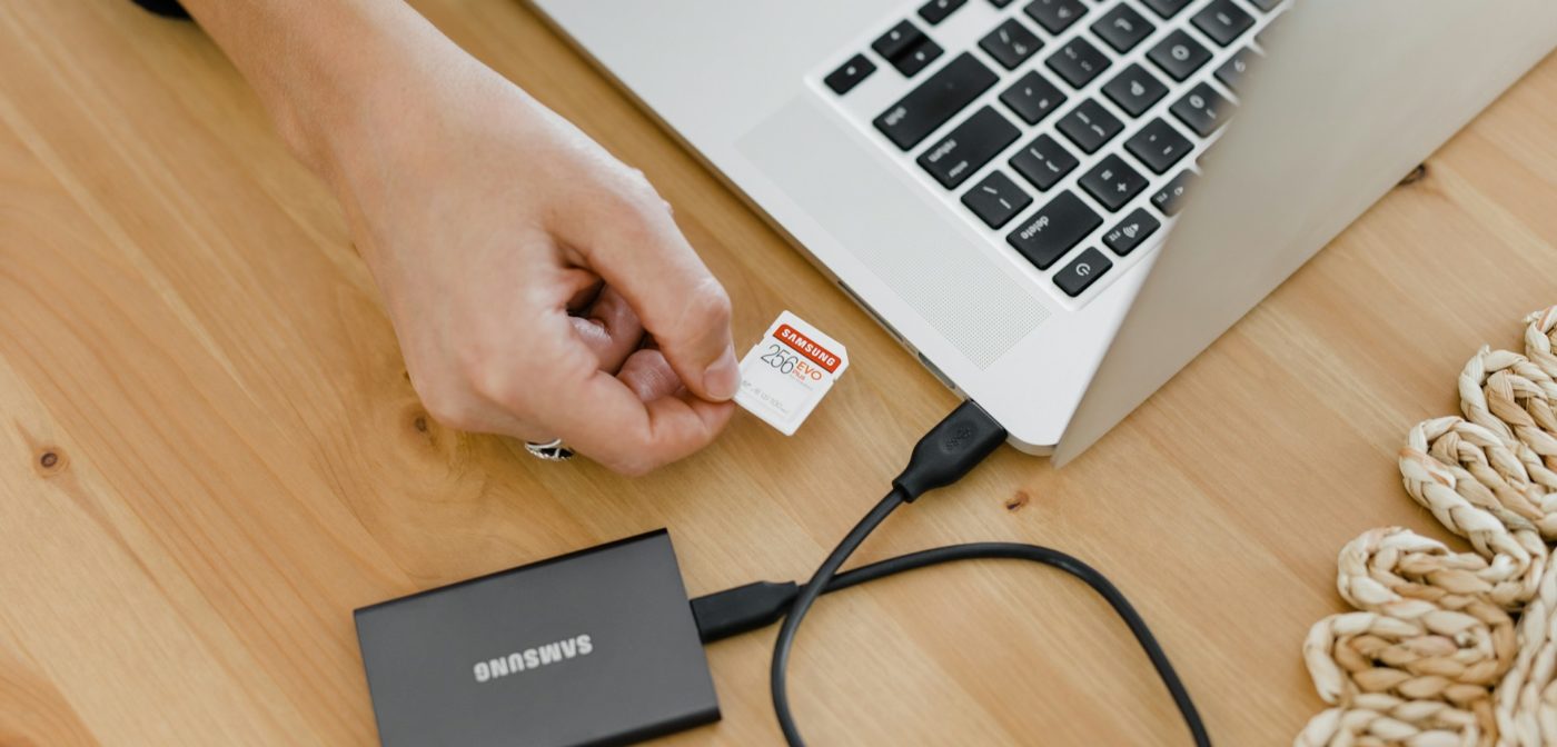 Mehrere Garmin-Karten auf einer microSD-Karte verwenden